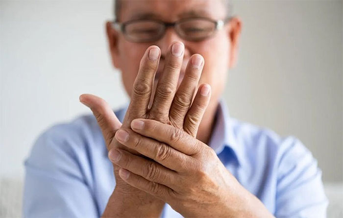  نشانه های بیماری های مغز و اعصاب